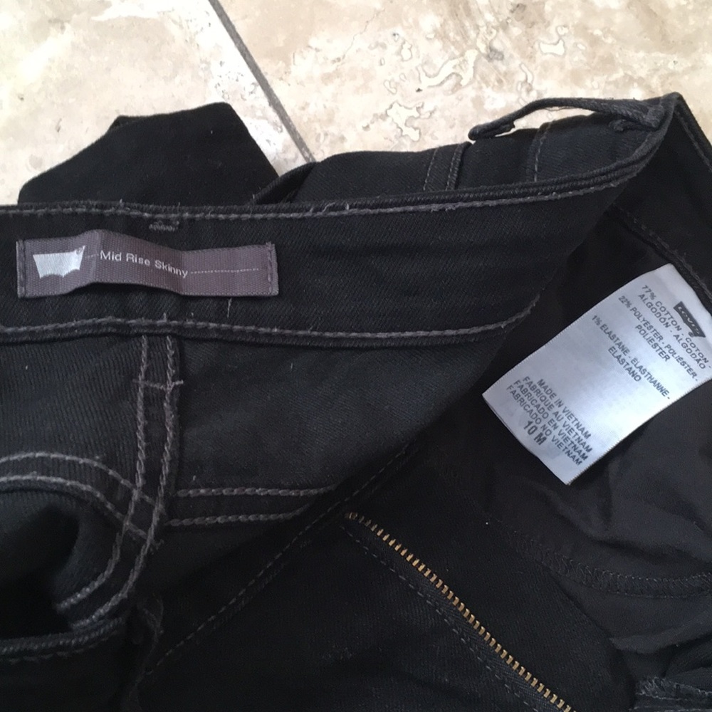 Levi’s Mid Rise Skinny denim jeans - Picture 7 of 8